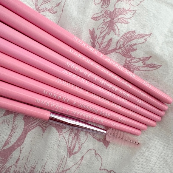 Unused Morphe x Jeffree Star Pink Brush set - Picture 4 of 4